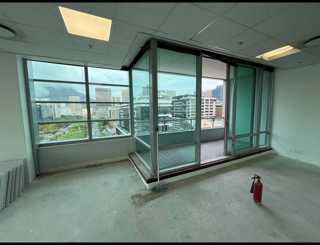 715M² OFFICE TO LET IN CAPE TOWN CITY CENTRE